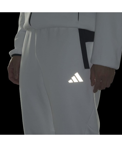 adidas(アディダス)の「アディダス adidas アディダスアダプテーション レギュラーフィット アンクル丈 オープンヘムパンツ(その他パンツ・メンズ・ホワイト/ネイビー/ブラック・S/M/L/LL/3L)」の7枚目の写真