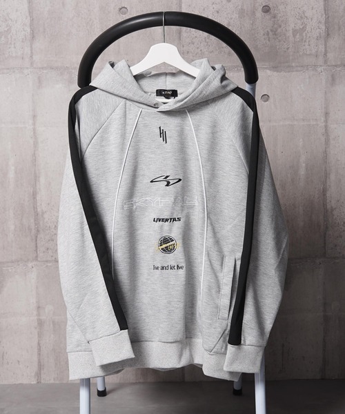 1111clothing(ワンフォークロージング)の「パイピング デザイン パーカー / Piping Design Hoodie(パーカー・メンズ・ネイビー/ブラック/グレー・L/M)」の2枚目の写真