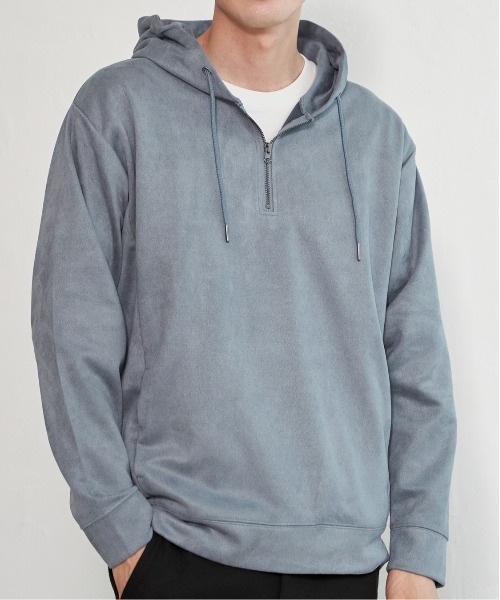 ikka（イッカ）の「【抗菌防臭／吸水速乾】GOKU楽スエードハーフジップパーカ（パーカー・メンズ・カーキ/グレイッシュベージュ/ブルー/キャメル/チャコール・M/L/XL/S）」の4枚目の写真