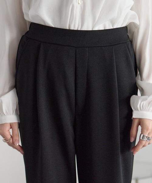 RIRIYANO（リリヤーノ）の「ペプラムジャケット×テーパードパンツ セレモニー2点セット／カットツイード／入学式・卒業式・七五三・通勤（スーツセット・レディース・ブラック/ライトグレー・X-LARGE/LARGE/MEDIUM）」の18枚目の写真