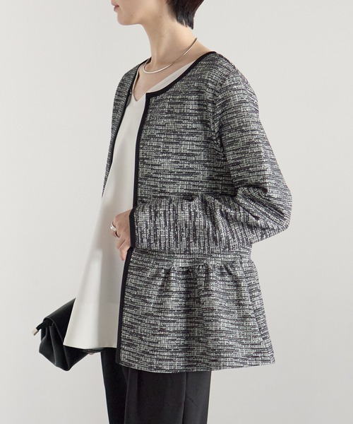 RIRIYANO（リリヤーノ）の「ペプラムジャケット×テーパードパンツ セレモニー2点セット／カットツイード／入学式・卒業式・七五三・通勤（スーツセット・レディース・ブラック/ライトグレー・X-LARGE/LARGE/MEDIUM）」の13枚目の写真