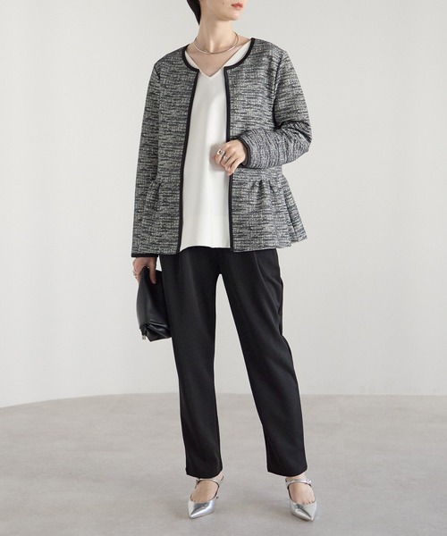 RIRIYANO（リリヤーノ）の「ペプラムジャケット×テーパードパンツ セレモニー2点セット／カットツイード／入学式・卒業式・七五三・通勤（スーツセット・レディース・ブラック/ライトグレー・X-LARGE/LARGE/MEDIUM）」の17枚目の写真