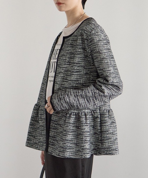 RIRIYANO（リリヤーノ）の「ペプラムジャケット×テーパードパンツ セレモニー2点セット／カットツイード／入学式・卒業式・七五三・通勤（スーツセット・レディース・ブラック/ライトグレー・X-LARGE/LARGE/MEDIUM）」の9枚目の写真