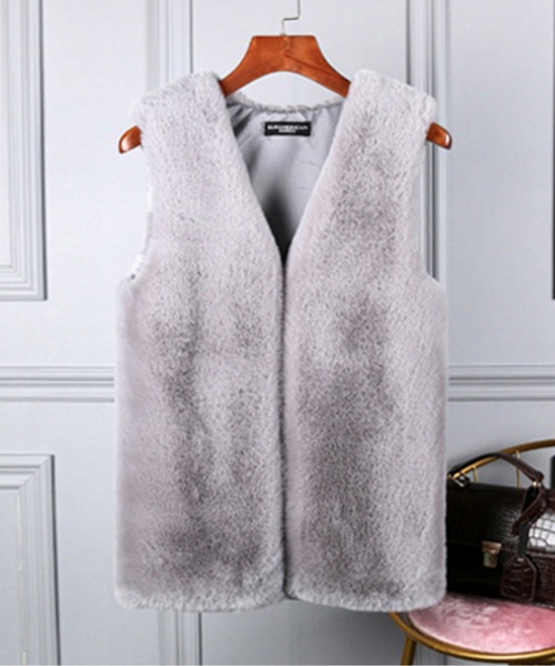 AMAJI（アマジ）の「エコファーベスト（ベスト・レディース・ライトピンク/ライトブルー/ブラック/ベージュ/ダークグレー/ライトグレー/ホワイト/オフホワイト・FREE）」の5枚目の写真