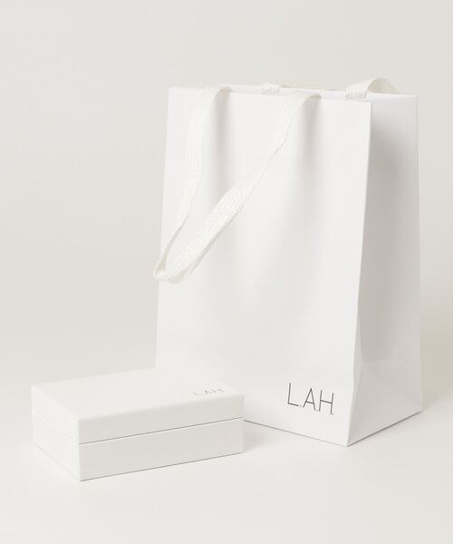 LAH（エルエーエイチ）の「フープピアス（ピアス（両耳用）・レディース・シルバー・ONE SIZE）」の3枚目の写真