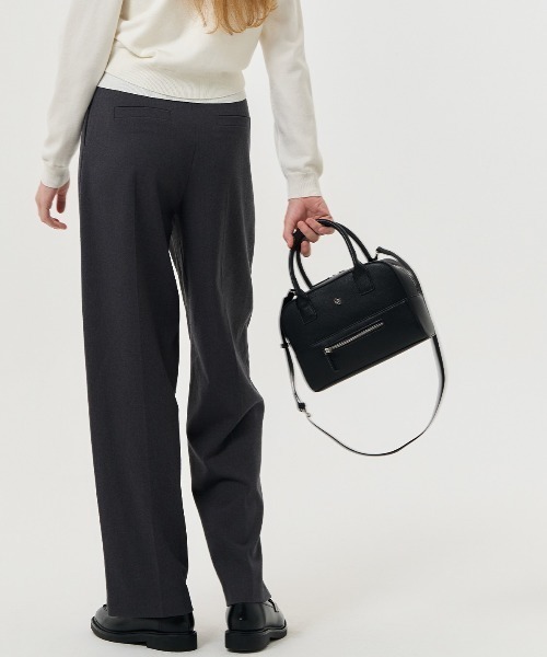 GENERAL IDEA（ジェネラルアイデア）の「【GENERAL IDEA】スクエア2wayトートバッグ / WOMAN GNRL ECO LEATHER TOTE BAG GNRL（トートバッグ・レディース・グレー/ブラック/ブラウン・FREE）」の6枚目の写真