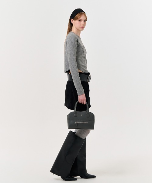 GENERAL IDEA（ジェネラルアイデア）の「【GENERAL IDEA】スクエア2wayトートバッグ / WOMAN GNRL ECO LEATHER TOTE BAG GNRL（トートバッグ・レディース・グレー/ブラック/ブラウン・FREE）」の17枚目の写真