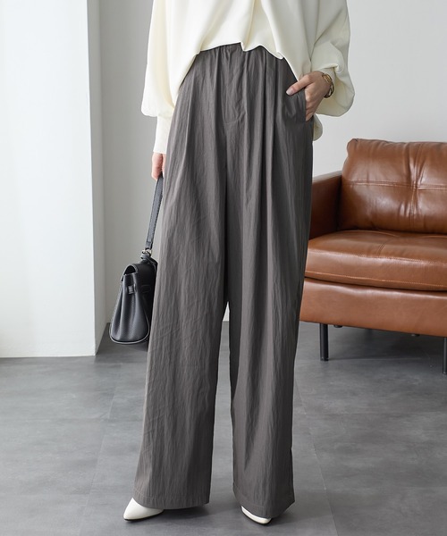 ReDial(リダイアル)の「ヴィンテージ調素材ワイドパンツ(スラックス・レディース・ブラック/チャコールグレー/モカ・M/L/LL/3L)」の6枚目の写真