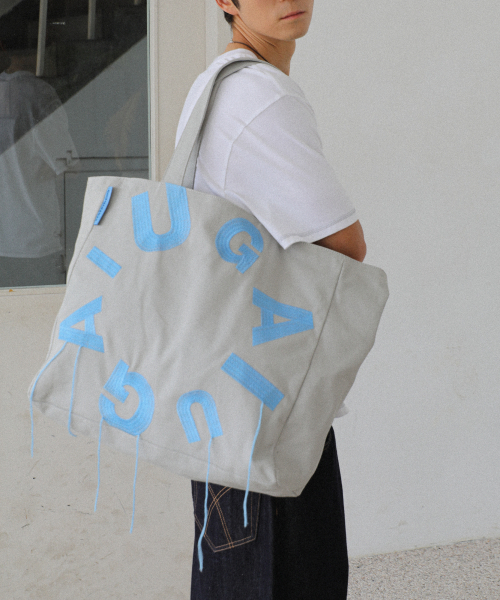 IUGAMAKARAS（イウガマカラス）の「IUGA Big Shopper Bag (Gray)（エコバッグ/サブバッグ・レディース・その他・FREE）」の5枚目の写真