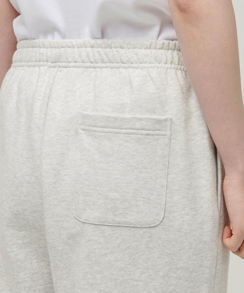 MUSINSA STANDARD WOMAN（ムシンサスタンダードウーマン）の「ウィメンズスウェットショーツ [オートミール]（その他パンツ・レディース・その他・SMALL/MEDIUM/LARGE/X-SMALL）」の6枚目の写真