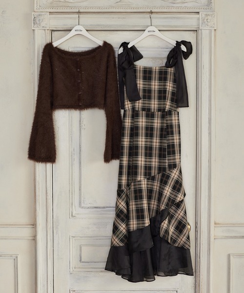 one after another NICE CLAUP（ワンアフターアナザーナイスクラップ）の「【ＨolidayCollection】ニットセットマーメイドワンピース（ワンピース・レディース・チャコールグレー/アイボリー/ブラウン系その他/ホワイト系その他・FREE）」の7枚目の写真