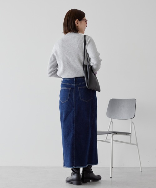 AMERICAN HOLIC（アメリカンホリック）の「バイパチ袖配色リブニットプルオーバー（ニット/セーター・レディース・チャコールグレー/ライトグレー/ブラウン/ダークネイビー・M/L）」の5枚目の写真