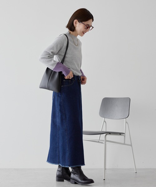 AMERICAN HOLIC（アメリカンホリック）の「バイパチ袖配色リブニットプルオーバー（ニット/セーター・レディース・チャコールグレー/ライトグレー/ブラウン/ダークネイビー・M/L）」の6枚目の写真