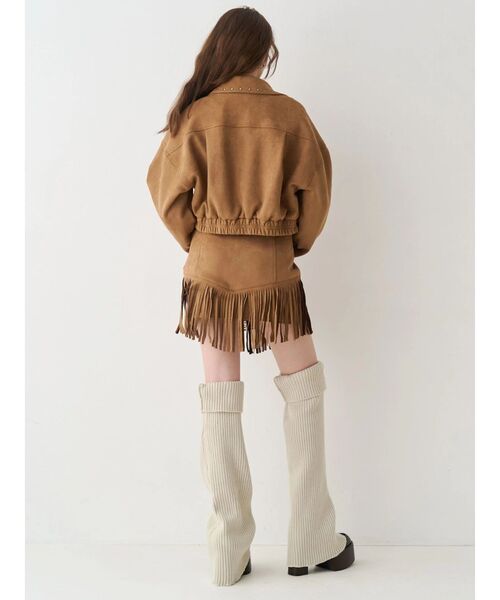 EVRIS(エヴリス)の「フェイクスウェードボリュームショートブルゾン【セットアップ着用可能】(ブルゾン・レディース・ブラック/ブラウン・FREE)」の9枚目の写真