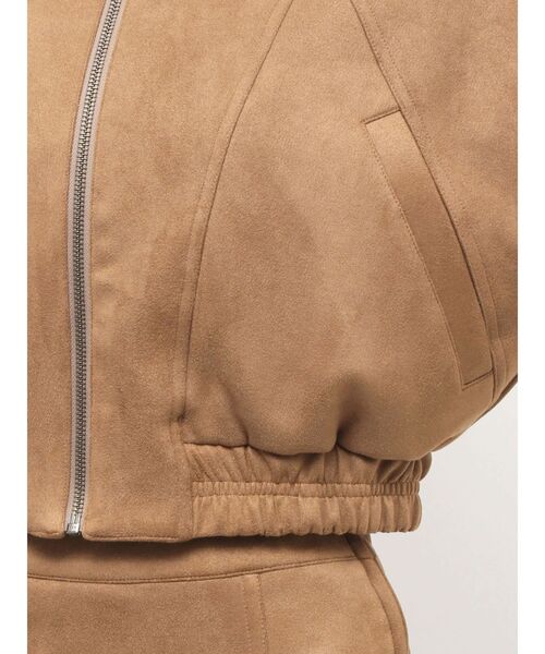 EVRIS(エヴリス)の「フェイクスウェードボリュームショートブルゾン【セットアップ着用可能】(ブルゾン・レディース・ブラック/ブラウン・FREE)」の10枚目の写真