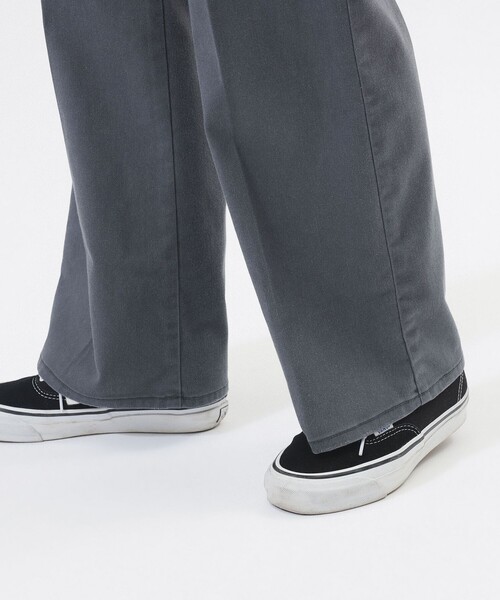 Dickies（ディッキーズ）の「【7/31再値下げ】【別注】DICKIES / ウォッシュ フレア パンツ（スラックス・レディース・チャコールグレー/ネイビー・SMALL/MEDIUM）」の21枚目の写真