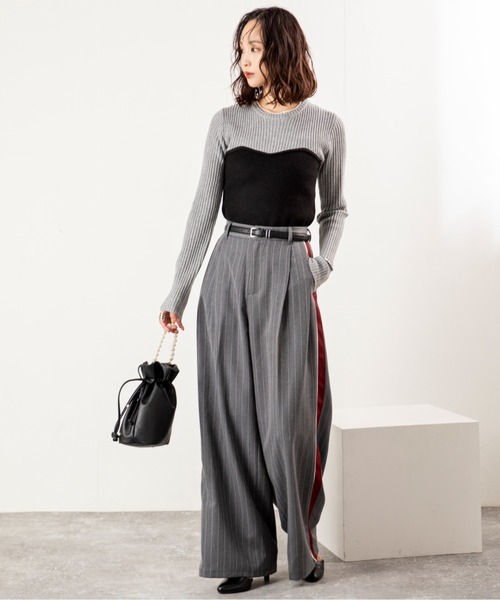 MILLION CARATS（ミリオンカラッツ）の「【伸びやかリブ＆レイヤード見えで即こなれ】縦リブの細見えと配色ビスチェ風デザインが今っぽい大人カジュアル！オンオフどちらも着回せて、体型カバーと女っぽさを両立する優秀ニット（ニット/セーター・レディース・グレー/ブラウン/オフホワイト・FREE）」の12枚目の写真