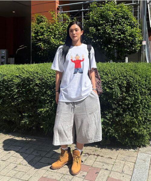 LAUGHER（ラファー）の「[PAT&MAT] モーションマットTシャツ - ホワイト（Tシャツ/カットソー・レディース・ホワイト・LARGE/MEDIUM/X-LARGE）」の2枚目の写真