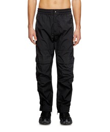 DIESEL（ディーゼル）の「メンズ ナイロンカーゴパンツ ビッグポケット