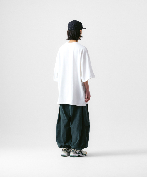 ANGLAN（アングラン）の「Nylon Tuck Belt String Balloon Pants - Green（スウェットパンツ・メンズ・その他・ONE SIZE/2/1）」の7枚目の写真