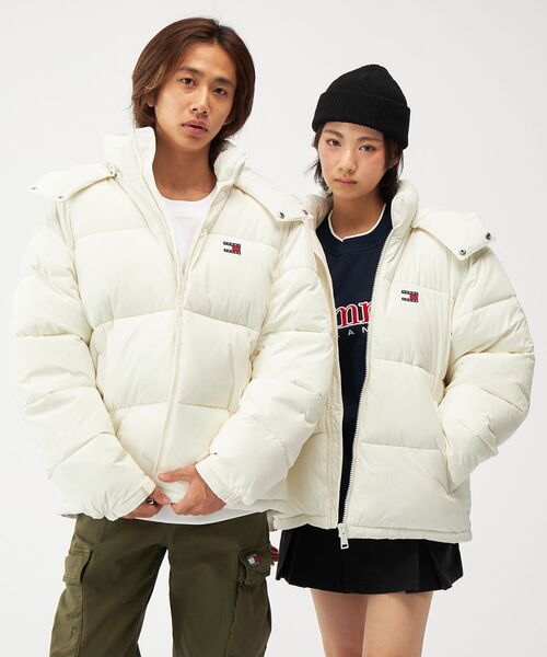 tommy jeans（トミー ジーンズ）の「【オンライン限定】フーデッドフラッグパッファジャケット（ダウンジャケット/コート・メンズ・マルチ/ホワイト・MEDIUM/SMALL/X-LARGE/LARGE）」の20枚目の写真