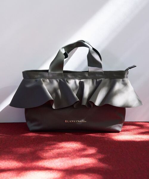 LANVIN en Bleu(ランバンオンブルー)の「ラッフルフリルトートバッグ(トートバッグ・レディース・ブラック/チャコールグレー/オフホワイト・FREE)」の3枚目の写真