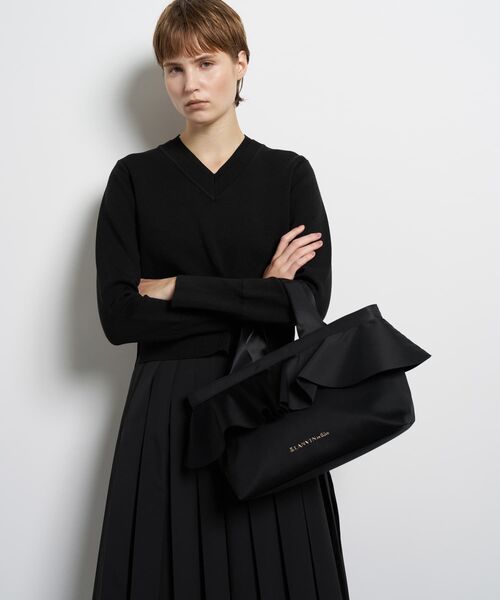 LANVIN en Bleu(ランバンオンブルー)の「ラッフルフリルトートバッグ(トートバッグ・レディース・ブラック/チャコールグレー/オフホワイト・FREE)」の12枚目の写真