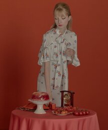 FRUIT PRINT CAPE