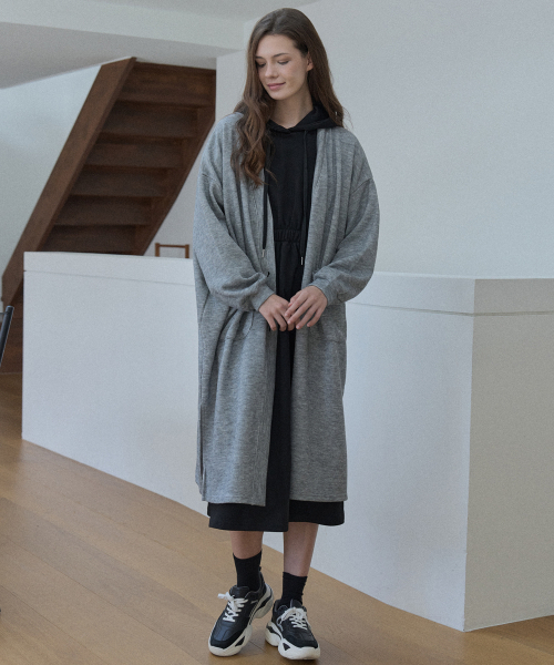 AVANT-G（アバン）の「Oversize Long Knit Cardigan - GREY（カーディガン/ボレロ・レディース・その他・FREE）」の5枚目の写真