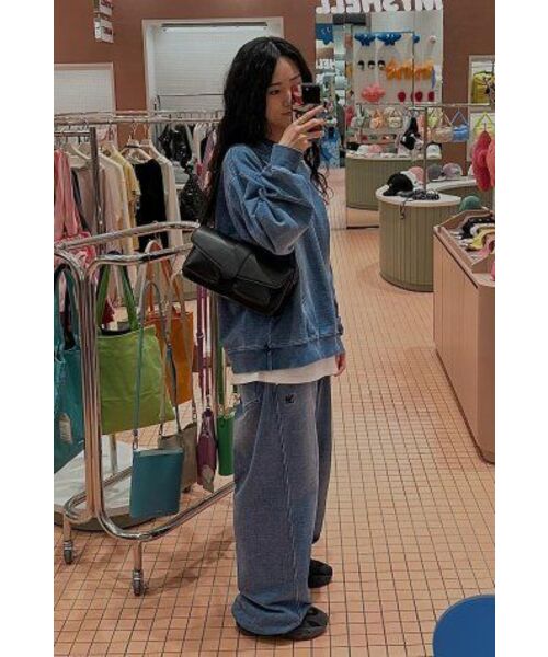 TUO（トゥオ）の「MATINA   マティナ（ショルダーバッグ・レディース・ブラック・ONE）」の5枚目の写真