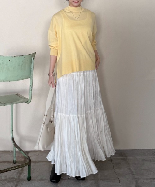 Doux archives（ドゥアルシーヴ）の「ハイネックサイドスリットニットプルオーバー（ニット/セーター・レディース・オフホワイト/シルバーグレー/イエロー・FREE）」の4枚目の写真