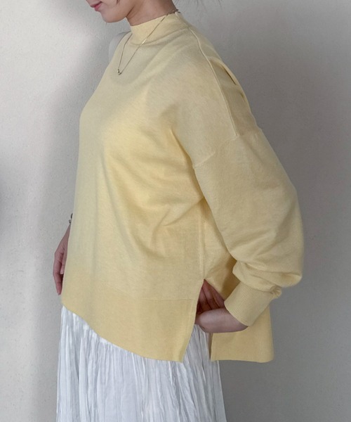 Doux archives（ドゥアルシーヴ）の「ハイネックサイドスリットニットプルオーバー（ニット/セーター・レディース・オフホワイト/シルバーグレー/イエロー・FREE）」の10枚目の写真