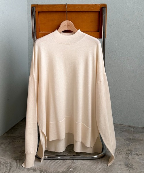 Doux archives（ドゥアルシーヴ）の「ハイネックサイドスリットニットプルオーバー（ニット/セーター・レディース・オフホワイト/シルバーグレー/イエロー・FREE）」の15枚目の写真