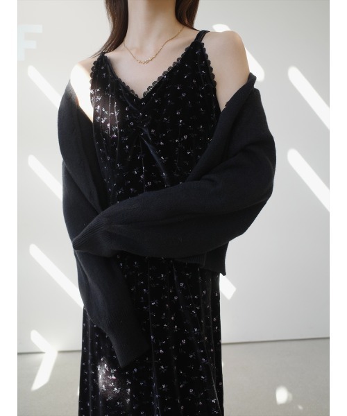 amel（エイメル）の「フラワーエンボスベルベットキャミドレス / ブラック（ワンピース・レディース・ブラック・FREE）」の21枚目の写真