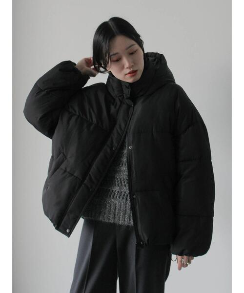 Samansa Mos2 blue（サマンサモスモスブルー）の「裾ラウンド中綿ブルゾン（ブルゾン・レディース・キナリ/ライトベージュ/ブラック・F）」の11枚目の写真