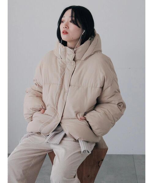 Samansa Mos2 blue（サマンサモスモスブルー）の「裾ラウンド中綿ブルゾン（ブルゾン・レディース・キナリ/ライトベージュ/ブラック・F）」の18枚目の写真