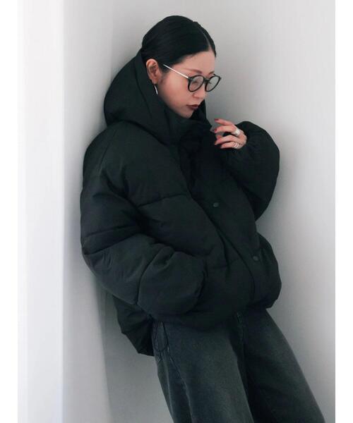 Samansa Mos2 blue（サマンサモスモスブルー）の「裾ラウンド中綿ブルゾン（ブルゾン・レディース・キナリ/ライトベージュ/ブラック・F）」の22枚目の写真