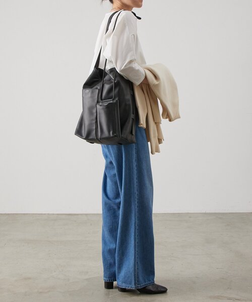 BEARDSLEY(ビアズリー)の「《本革》スマホショルダーBag(ショルダーバッグ・レディース・オフホワイト/ブラック・FREE)」の10枚目の写真