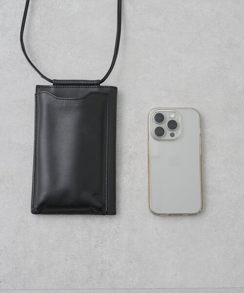 BEARDSLEY(ビアズリー)の「《本革》スマホショルダーBag(ショルダーバッグ・レディース・オフホワイト/ブラック・FREE)」の3枚目の写真