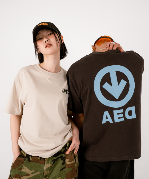 ALL EYES DOWN（オール アイズ ダウン）の「PIGMENT BASIC LOGO T-SHIRT (CHARCOAL)（Tシャツ/カットソー・レディース・その他・SMALL/LARGE）」の6枚目の写真