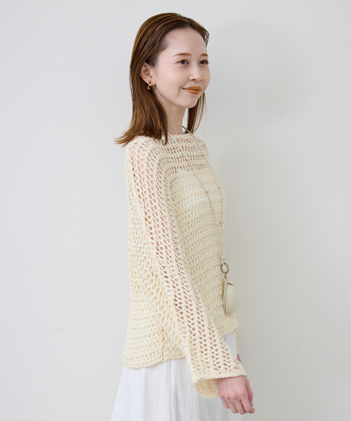 SLOBE IENA(スローブイエナ)の「ギマヤーンメッシュボートネックニット(ニット/セーター・レディース・ベージュ/ラベンダー/アイボリー・FREE)」の6枚目の写真