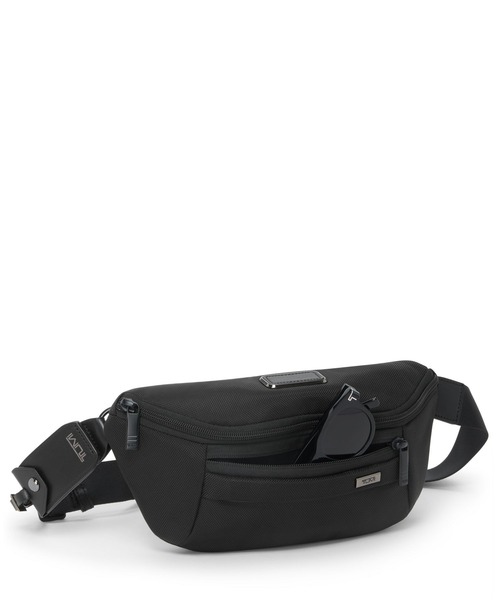 TUMI(トゥミ)の「TUMI ALPHA(アルファ) ベルト・バッグ・スリング(ボディバッグ/ウエストポーチ・メンズ・ブラック・FREE)」の5枚目の写真