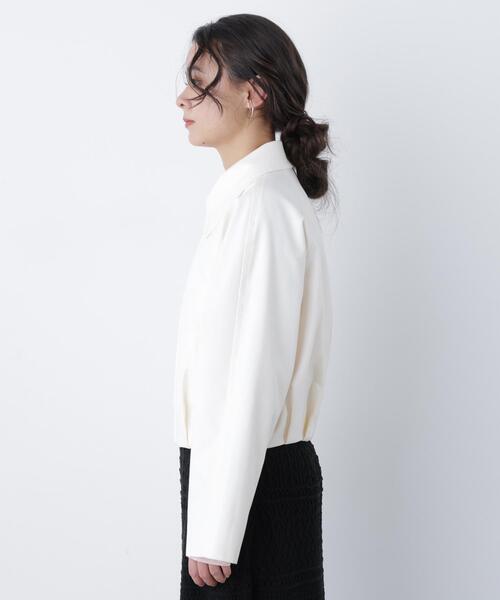 N.(N. Natural Beauty Basic)(エヌエヌナチュラルビューティーベーシック)の「ステンカラーフォルムブルゾン(ブルゾン・レディース・キャメル/オフホワイト・フリ-)」の3枚目の写真