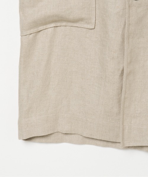HELIOPOLE(エリオポール)の「DUNGAREES LINEN COAT(ステンカラーコート・レディース・ブラック/ベージュ・36/38)」の6枚目の写真