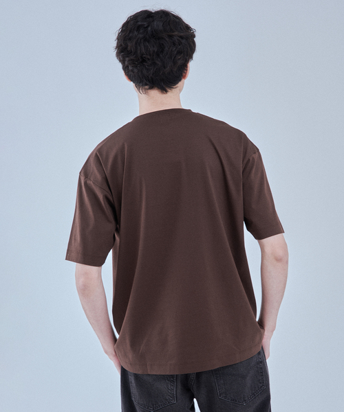 EDIFICE（エディフィス）の「アルビニスタ スムース Tシャツ（Tシャツ/カットソー・メンズ・オレンジ/ネイビー/ホワイト/ブルー/ブラウン系その他/アイボリー/ブラック・MEDIUM/SMALL/X-LARGE/LARGE）」の22枚目の写真