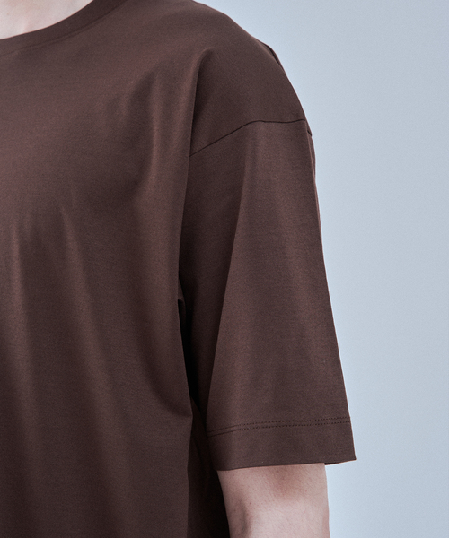 EDIFICE(エディフィス)の「アルビニスタ スムース Tシャツ(Tシャツ/カットソー・メンズ・オレンジ/ネイビー/ホワイト/ブルー/ブラウン系その他/アイボリー/ブラック・MEDIUM/SMALL/X-LARGE/LARGE)」の9枚目の写真