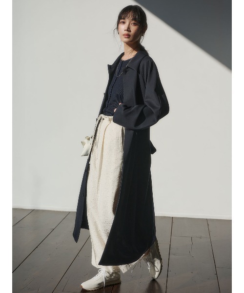 anuans（アニュアンス）の「ウールステンカラーロングコート（ステンカラーコート・レディース・ピンクベージュ/ネイビー・F）」の13枚目の写真