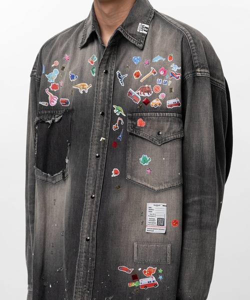 Maison MIHARA YASUHIRO（メゾンミハラヤスヒロ）の「【MIHARAYASUHIRO/ミハラヤスヒロ】DENIM SHIRTS w STICKER（シャツ/ブラウス・メンズ・ブラック/インディゴブルー・44/46/48）」の7枚目の写真