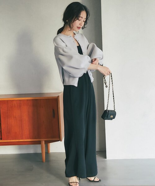 La boutique BonBon（ラブティックボンボン）の「【名品】お袖ぽわんパールニットカーディガン（カーディガン/ボレロ・レディース・ネイビー/イエロー/ピンク/ホワイト/ライトグレー/サックスブルー・FREE）」の12枚目の写真