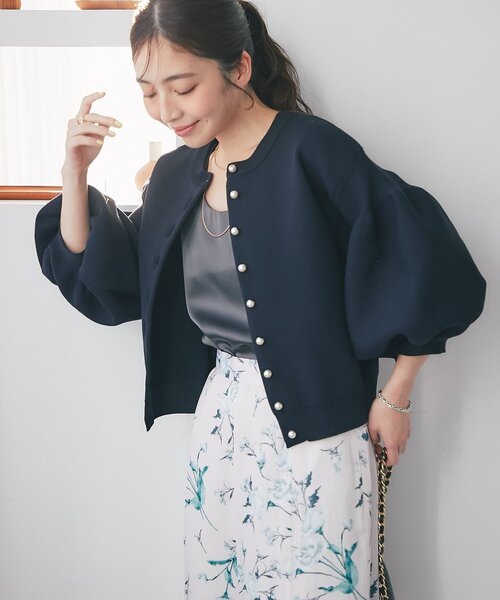 La boutique BonBon（ラブティックボンボン）の「【名品】お袖ぽわんパールニットカーディガン（カーディガン/ボレロ・レディース・ネイビー/イエロー/ピンク/ホワイト/ライトグレー/サックスブルー・FREE）」の18枚目の写真